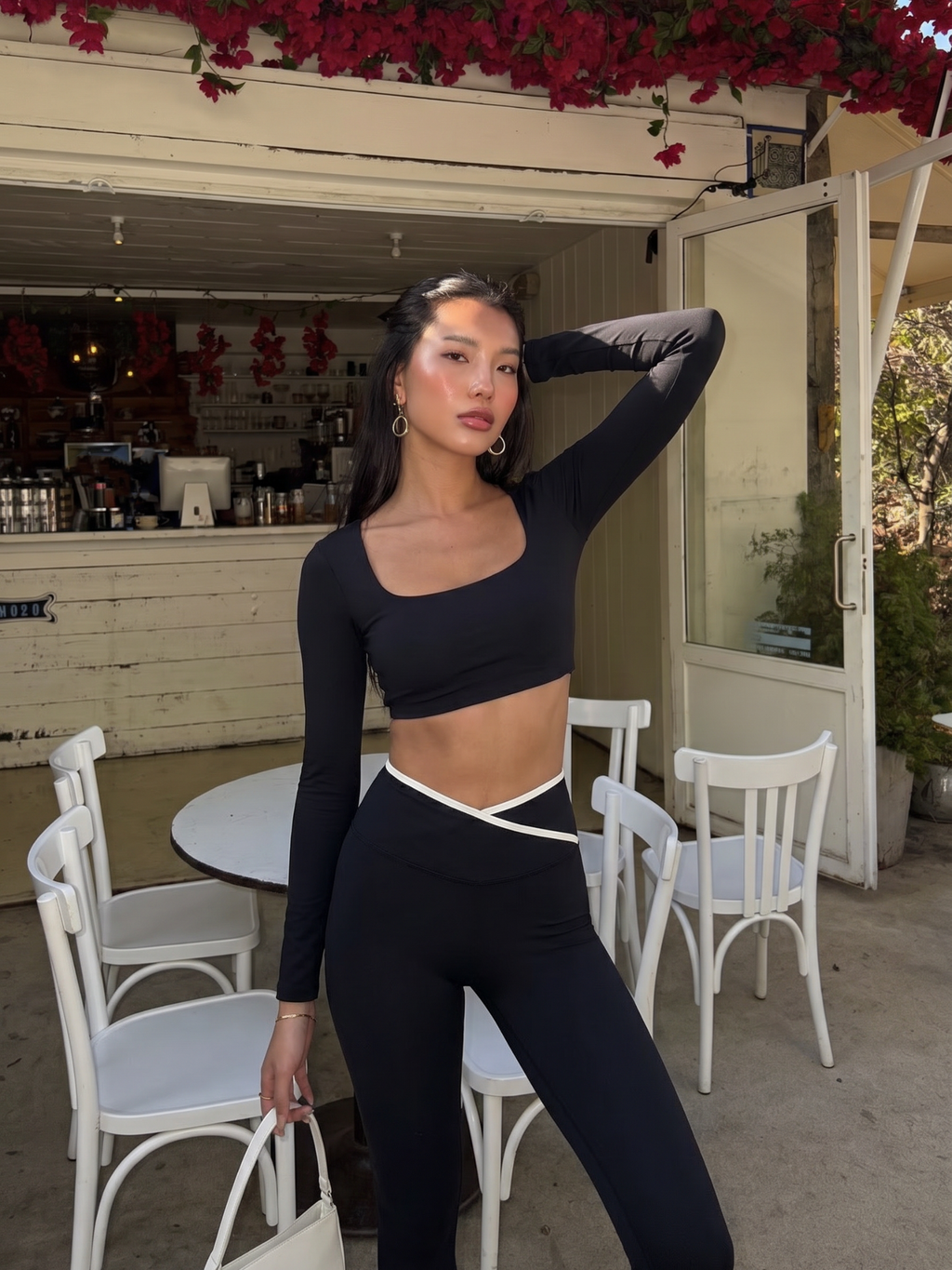 long sleeve black crop top contour